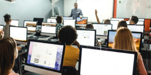 Lire la suite à propos de l’article Comment devenir Manager de projets Digital et Big Data ?