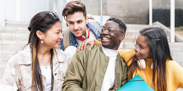 Lire la suite à propos de l’article Témoignage : nos étudiants engagés pendant leur alternance